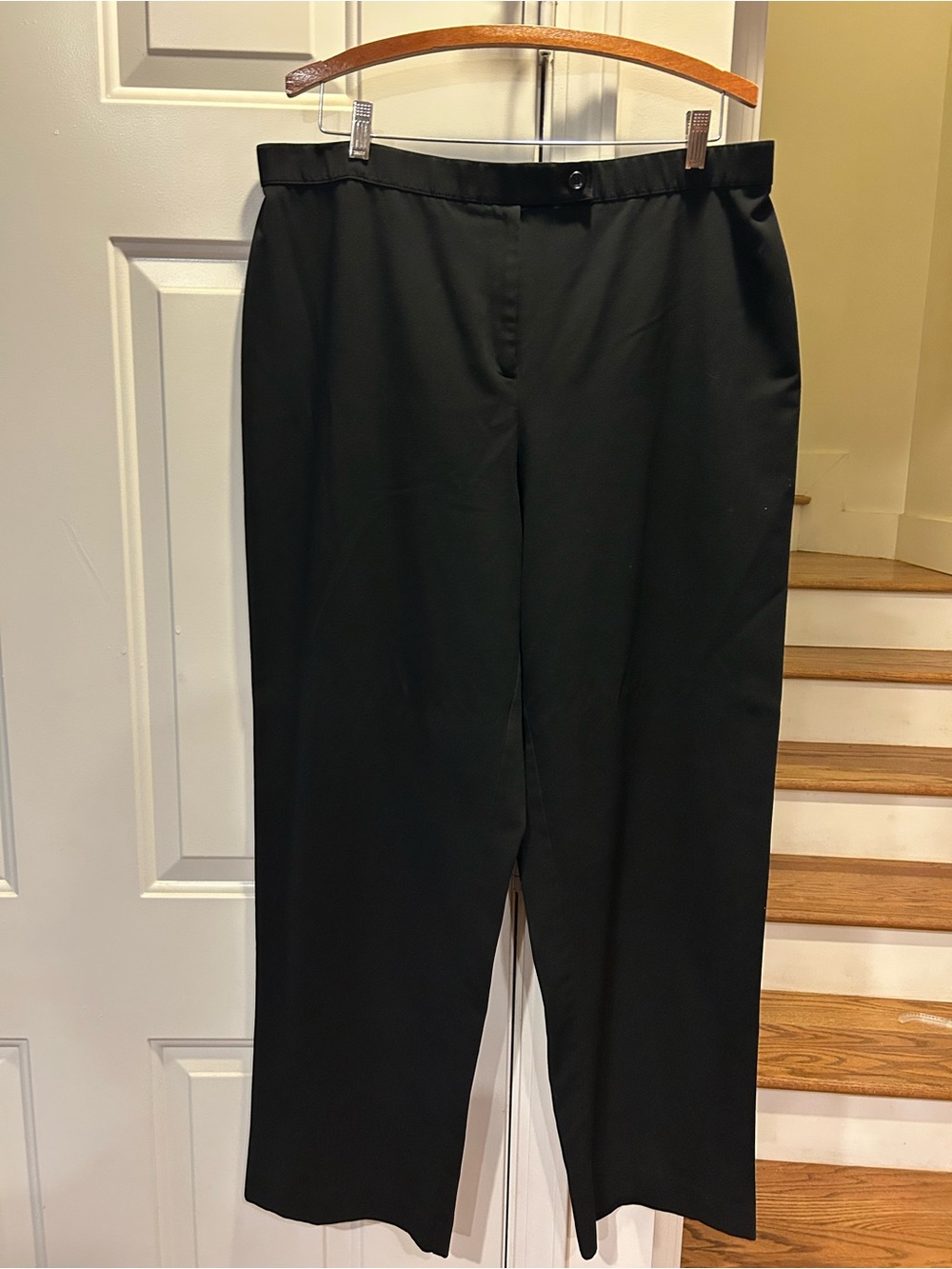 Briggs New York Women's Black Straight-Leg Dress Trousers size 18